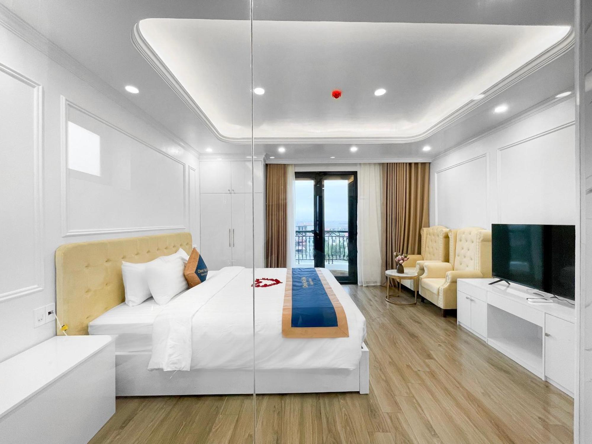 Chemi Noi Bai Airport Hotel Thach Loi Esterno foto